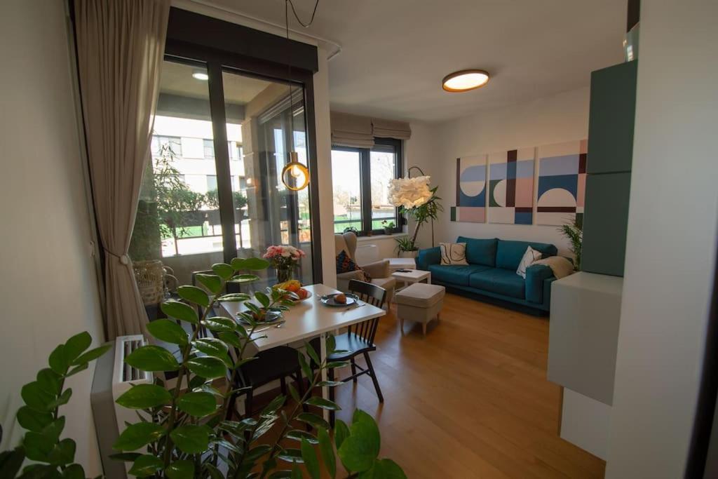Gardos Bauhaus Apartment เบลเกรด ภายนอก รูปภาพ